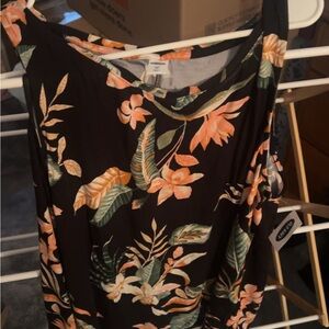 Floral Print Black tank top